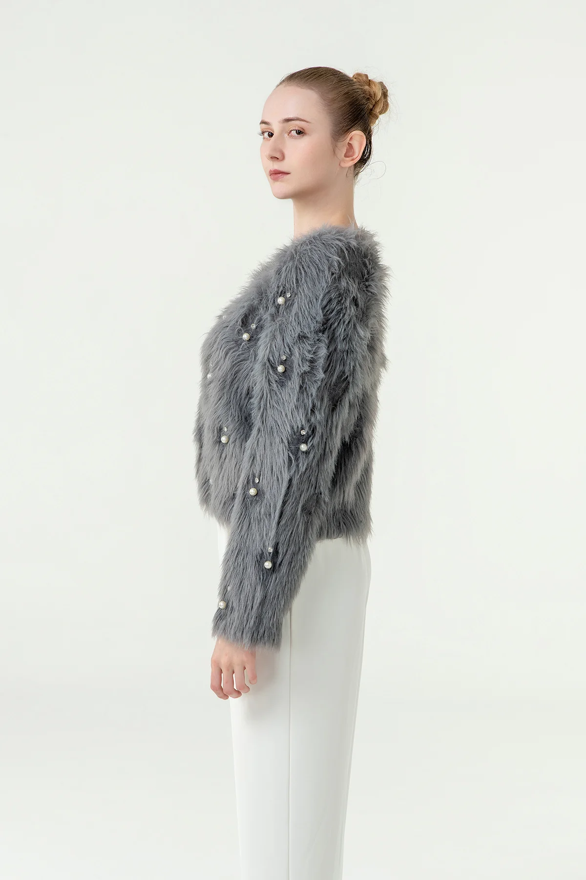 Lambswool Cable Knit Sweater 2